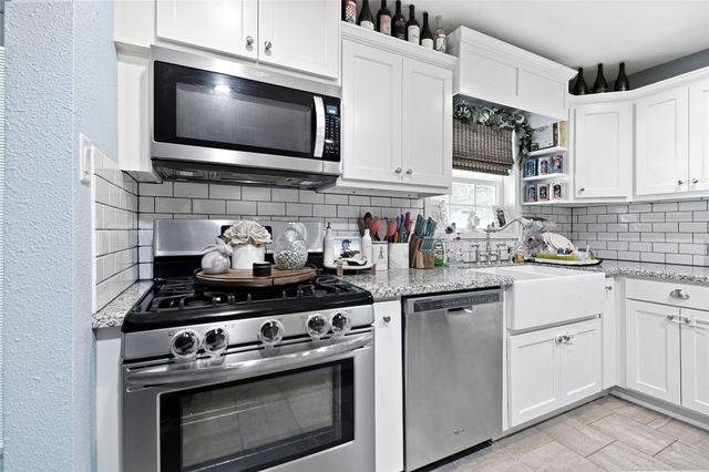 1413 Andrea, Bay City, TX 77414