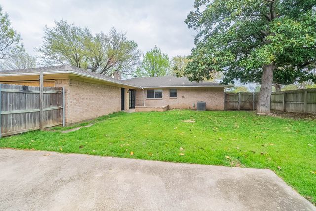 1315 Fernwood Drive, Mesquite, TX 75149