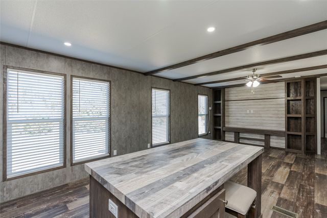 9959 Fm 2071, Valley View, TX 76272