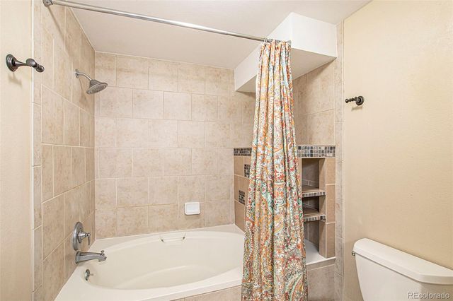 8923 W 81st Lane, Arvada, CO 80005