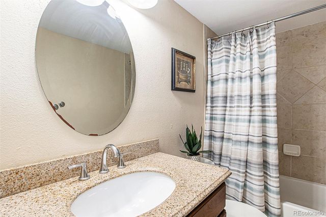 8923 W 81st Lane, Arvada, CO 80005