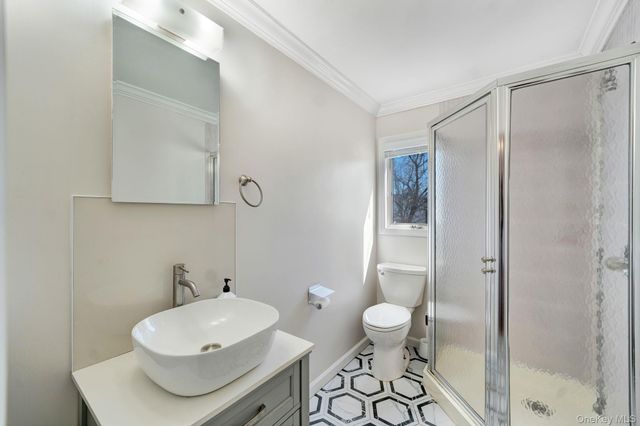 76 Balcom Road, Farmingdale, NY 11735