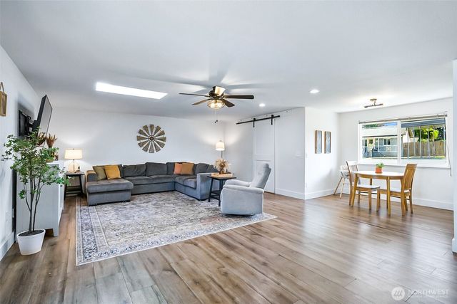 10915 28th St NE, Lake Stevens, WA 98258