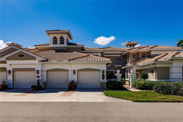 3940 Deer Crossing Ct Apt 203, Naples, FL 34114