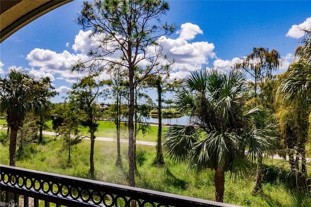 3940 Deer Crossing Ct Apt 203, Naples, FL 34114