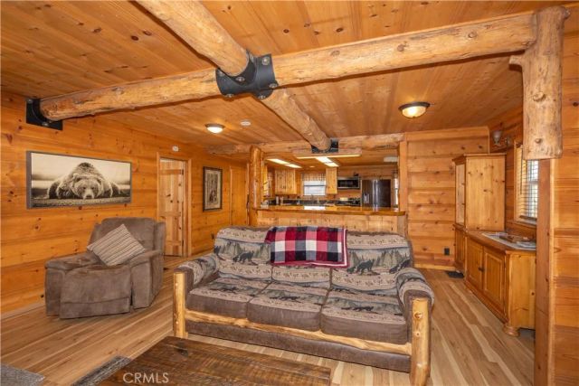 39998 Glenview Road, Big Bear Lake, CA 92315