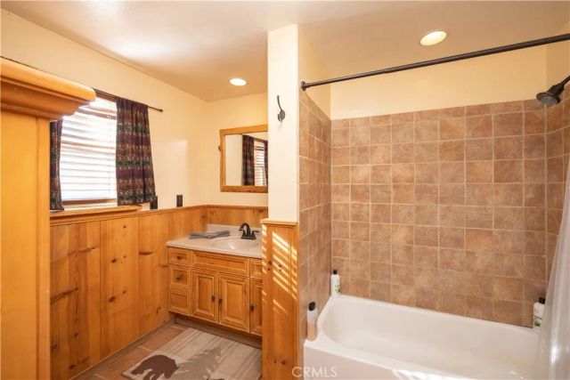 39998 Glenview Road, Big Bear Lake, CA 92315