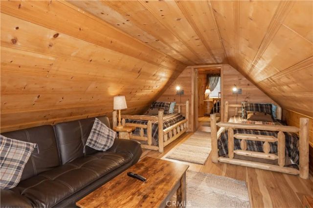 39998 Glenview Road, Big Bear Lake, CA 92315