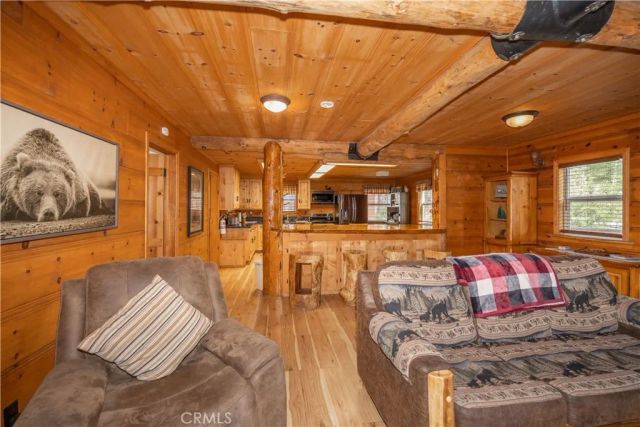 39998 Glenview Road, Big Bear Lake, CA 92315