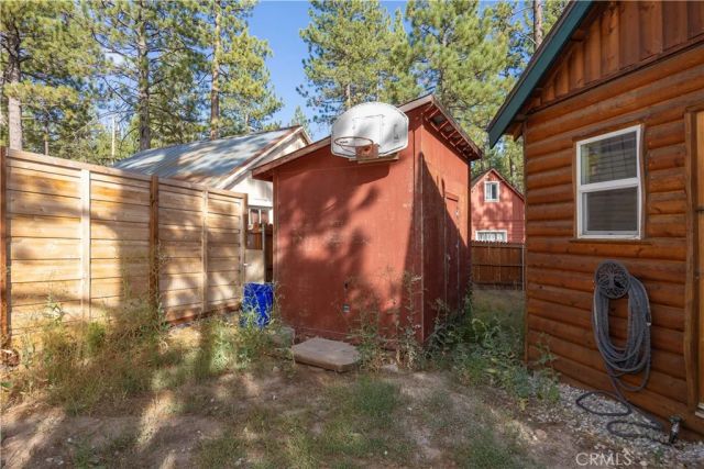 39998 Glenview Road, Big Bear Lake, CA 92315