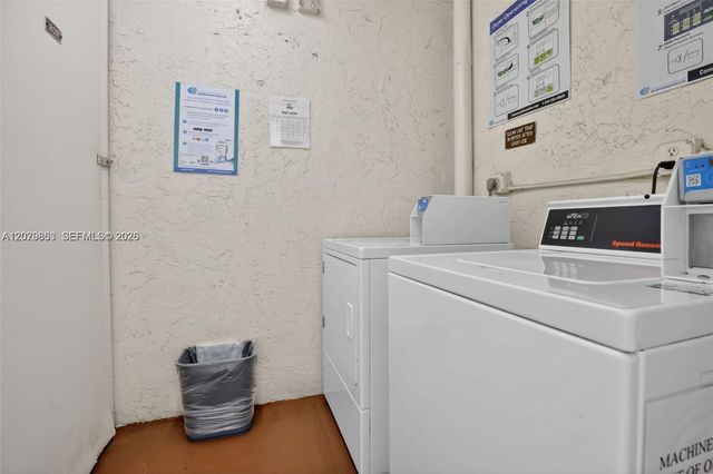8941 S Hollybrook Boulevard 205, Pembroke Pines, FL 33025