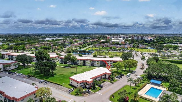 8941 S Hollybrook Boulevard 205, Pembroke Pines, FL 33025