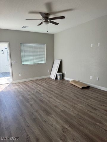 1060 Hall Avenue, Pahrump, NV 89048