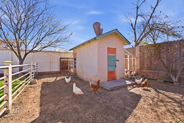 1238 Fiori Ave, Modesto, CA 95350