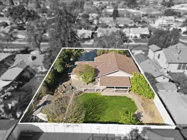 1238 Fiori Ave, Modesto, CA 95350