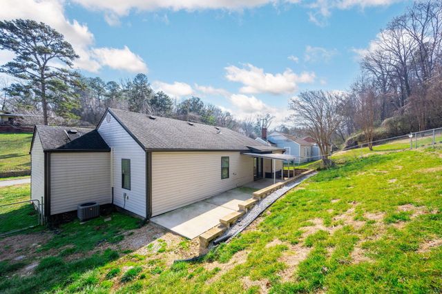 119 Hogan Road, Rossville, GA 30741