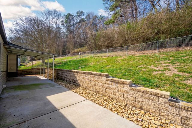 119 Hogan Road, Rossville, GA 30741