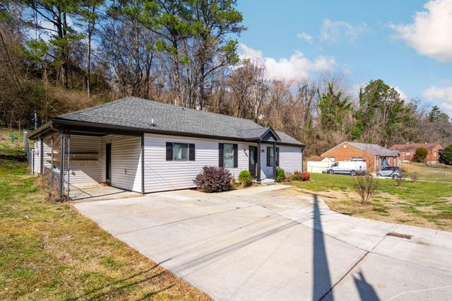 119 Hogan Road, Rossville, GA 30741