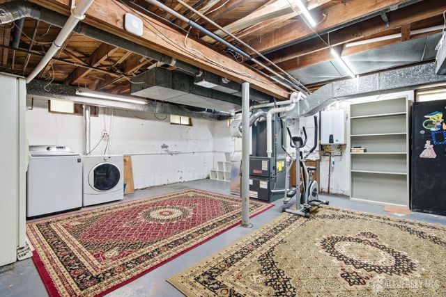 264 E George Place E, Iselin, NJ 08830