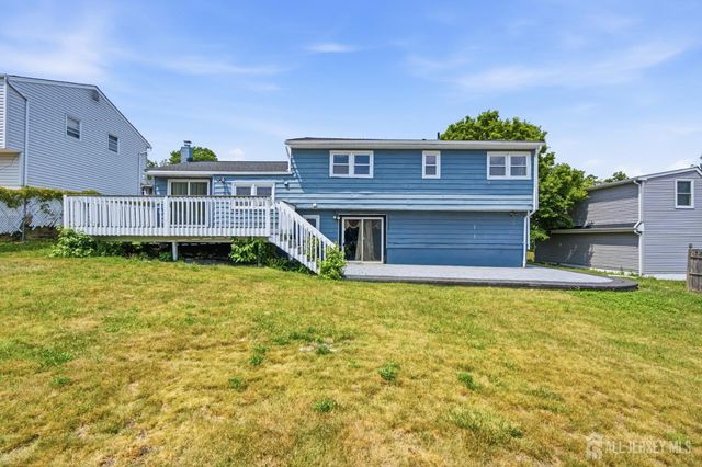 264 E George Place E, Iselin, NJ 08830