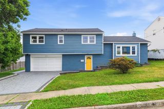 264 E George Place E, Iselin, NJ 08830