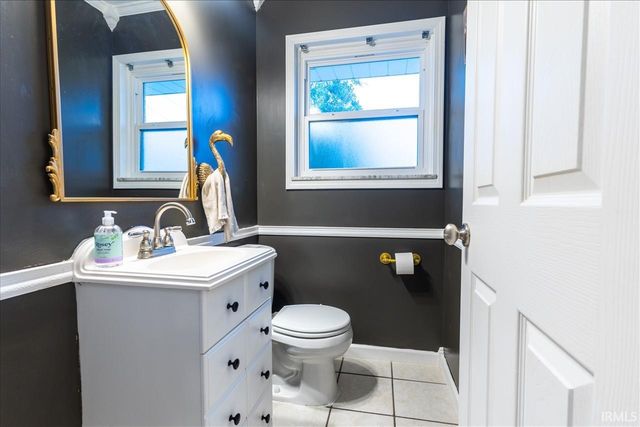 2399 Libbert Road, Newburgh, IN 47630