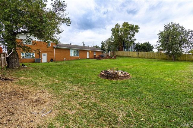 2399 Libbert Road, Newburgh, IN 47630