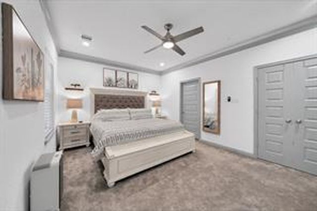 907 Frio Street, Houston, TX 77012