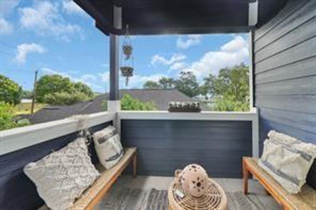 907 Frio Street, Houston, TX 77012