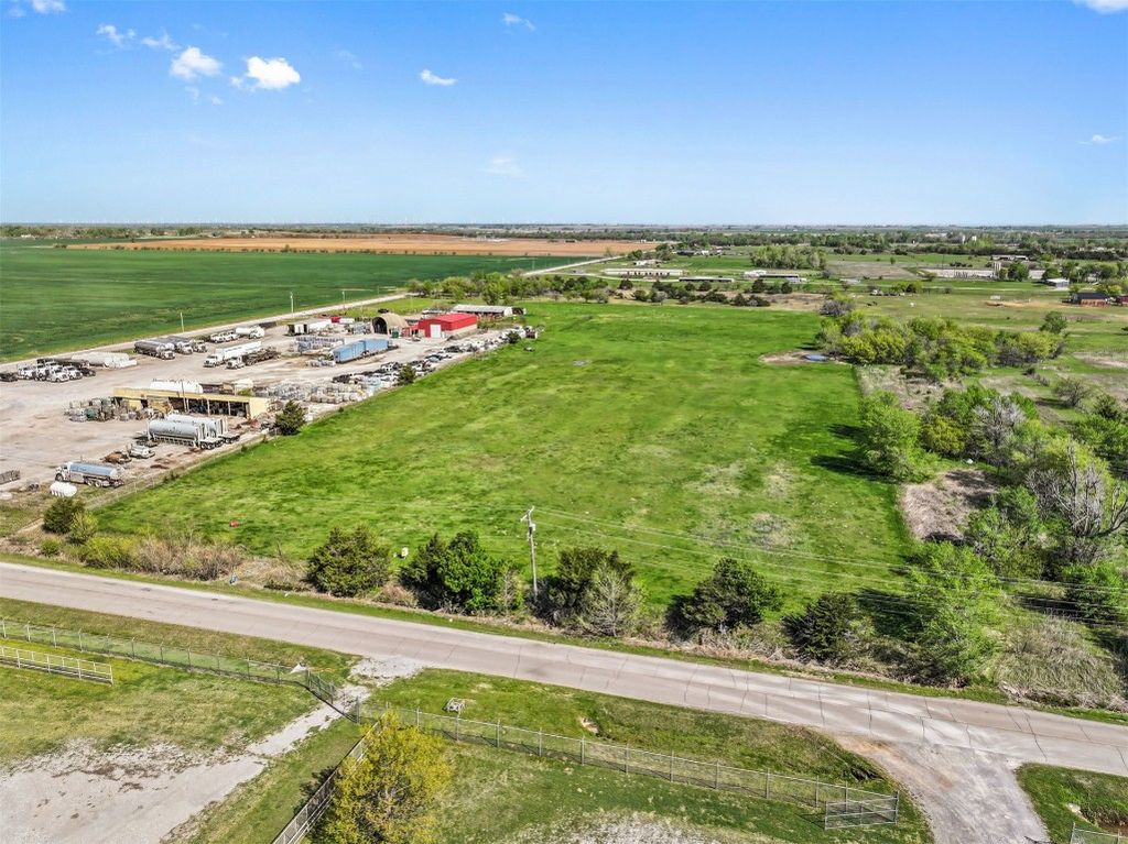 Foreman Road, El Reno, OK 73036
