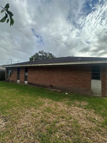 7731 Catalina Lane, Houston, TX 77075