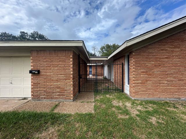 7731 Catalina Lane, Houston, TX 77075
