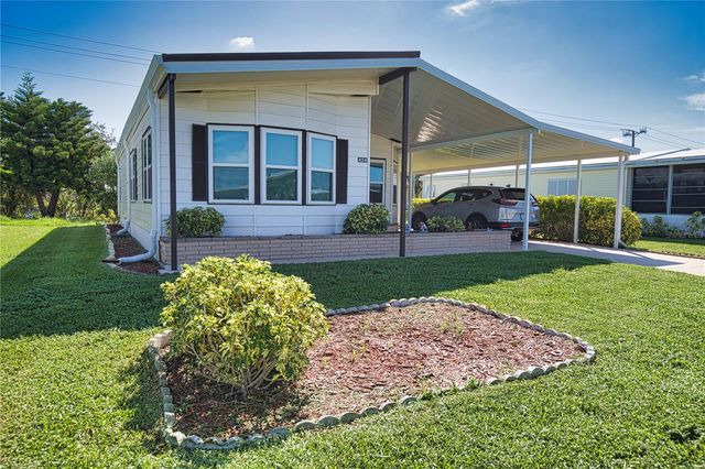 424 TARDE LOGO CIRCLE, North Port, FL 34287