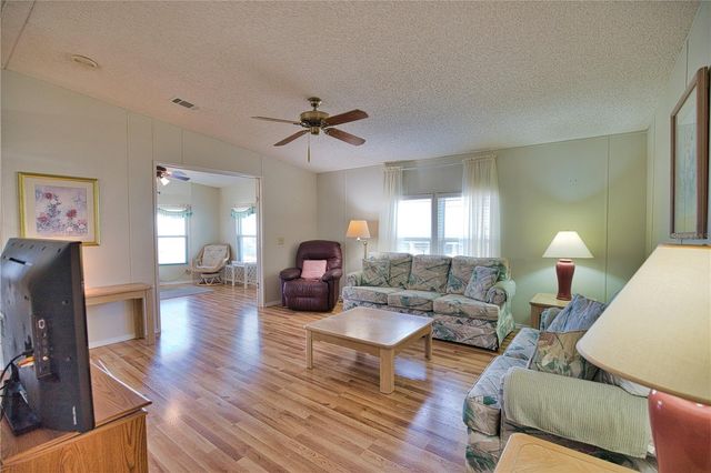 424 TARDE LOGO CIRCLE, North Port, FL 34287