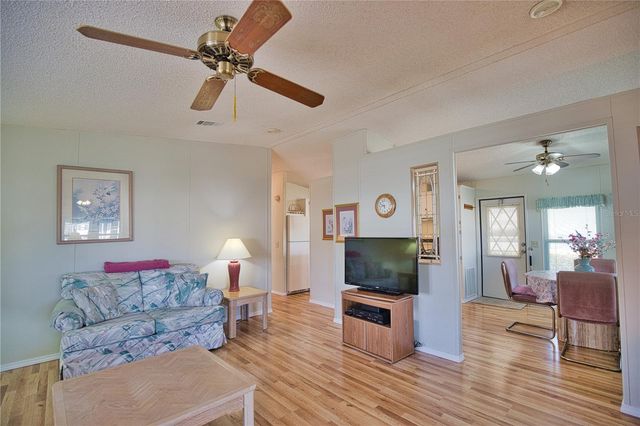 424 TARDE LOGO CIRCLE, North Port, FL 34287