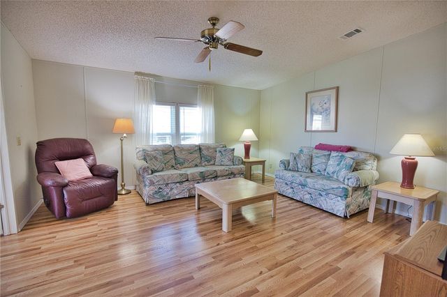 424 TARDE LOGO CIRCLE, North Port, FL 34287