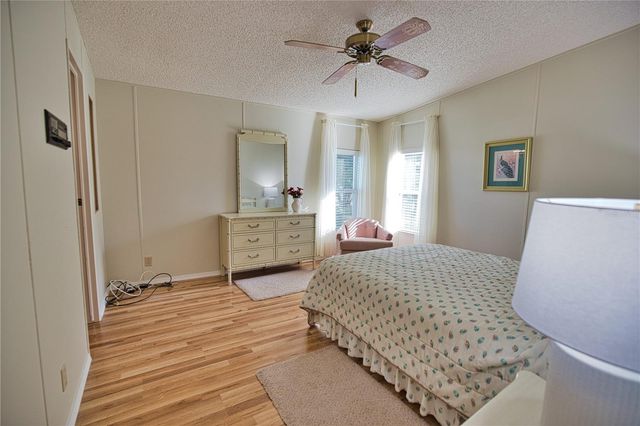 424 TARDE LOGO CIRCLE, North Port, FL 34287