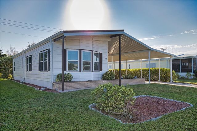 424 TARDE LOGO CIRCLE, North Port, FL 34287