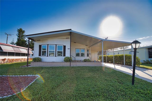 424 TARDE LOGO CIRCLE, North Port, FL 34287