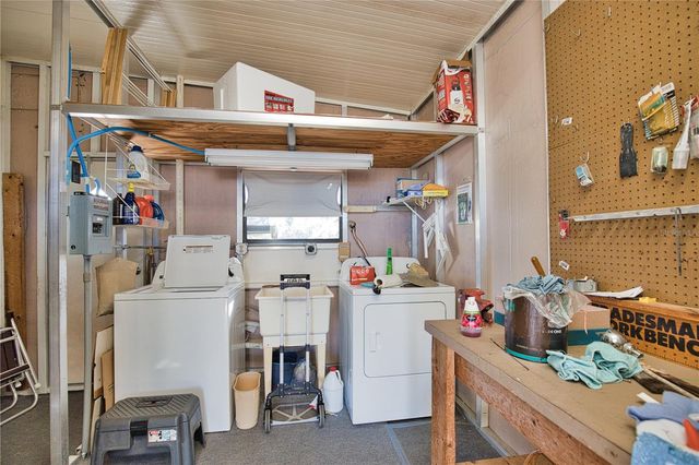 424 TARDE LOGO CIRCLE, North Port, FL 34287