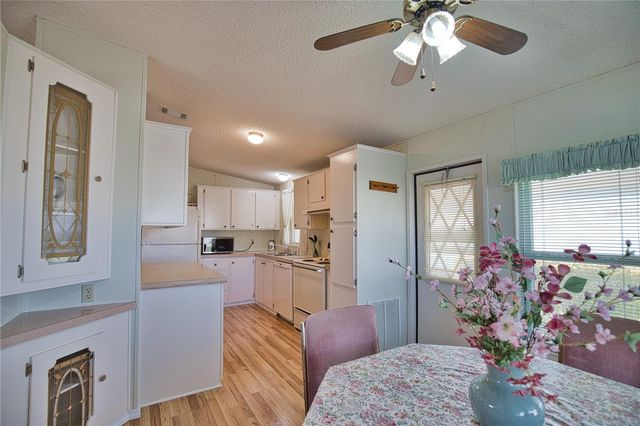 424 TARDE LOGO CIRCLE, North Port, FL 34287