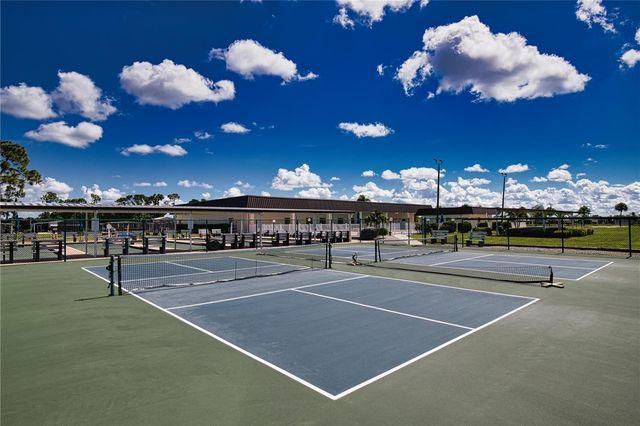 424 TARDE LOGO CIRCLE, North Port, FL 34287