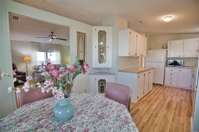 424 TARDE LOGO CIRCLE, North Port, FL 34287