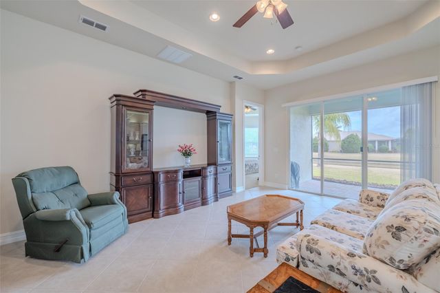 16225 CAPE CORAL DRIVE, Wimauma, FL 33598