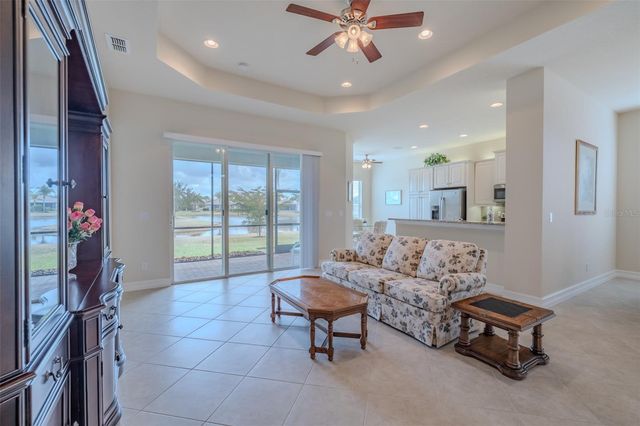 16225 CAPE CORAL DRIVE, Wimauma, FL 33598