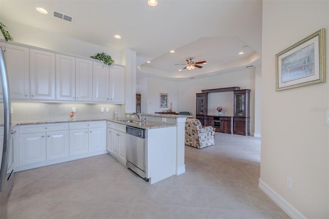 16225 CAPE CORAL DRIVE, Wimauma, FL 33598