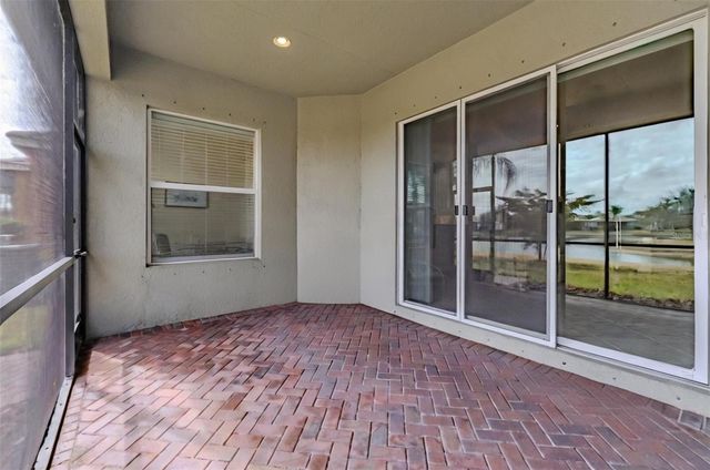 16225 CAPE CORAL DRIVE, Wimauma, FL 33598