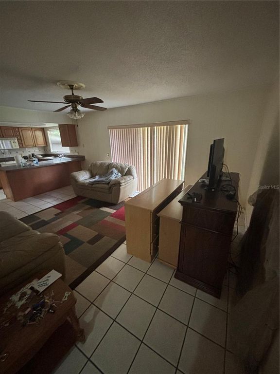 Image 6 of property listing at 2709 E 122ND AVENUE, Tampa, FL 33612