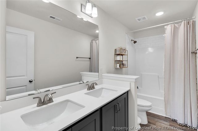 173 London Drive, Raeford, NC 28376