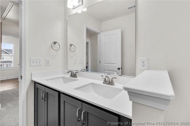 173 London Drive, Raeford, NC 28376